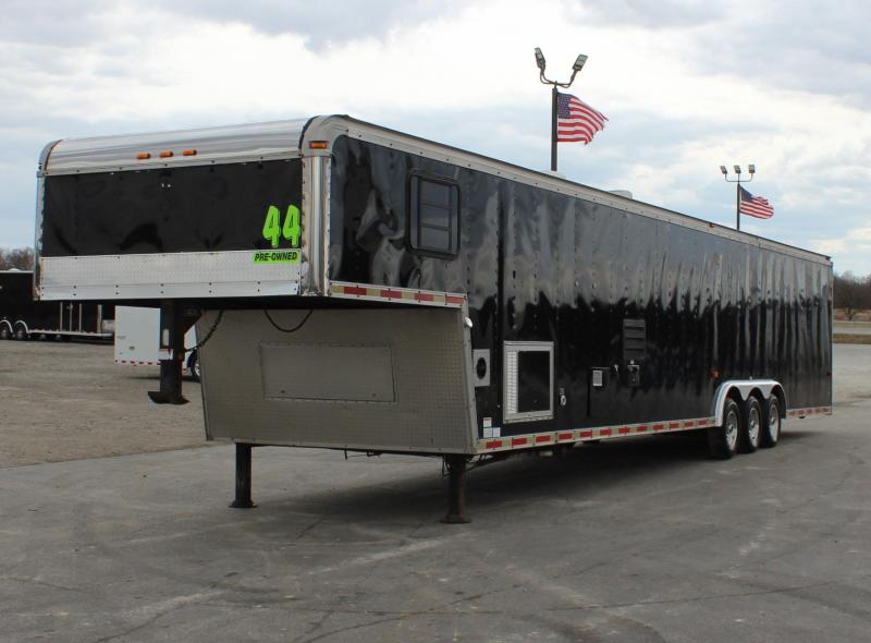 used Car Haulers / Racing Trailers Haulmark  for sale, in Indianapolis, IN Thumbnail 3