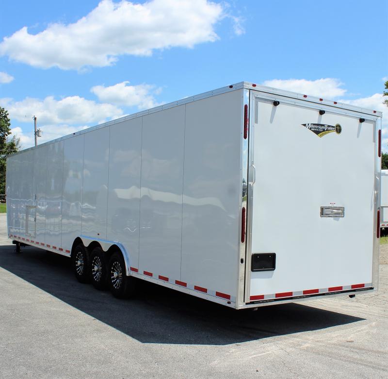 Enclosed Gooseneck Trailer 2023 44' Platinum Full Bathroom w/Corner