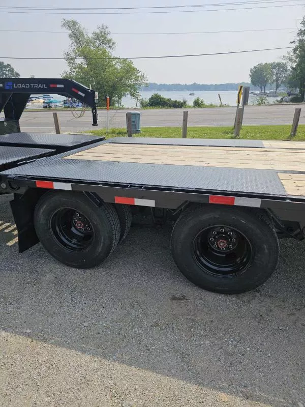 new Equipment / Flatbed Trailers Load Trail  for sale, in Elkhart, IN Thumbnail 5