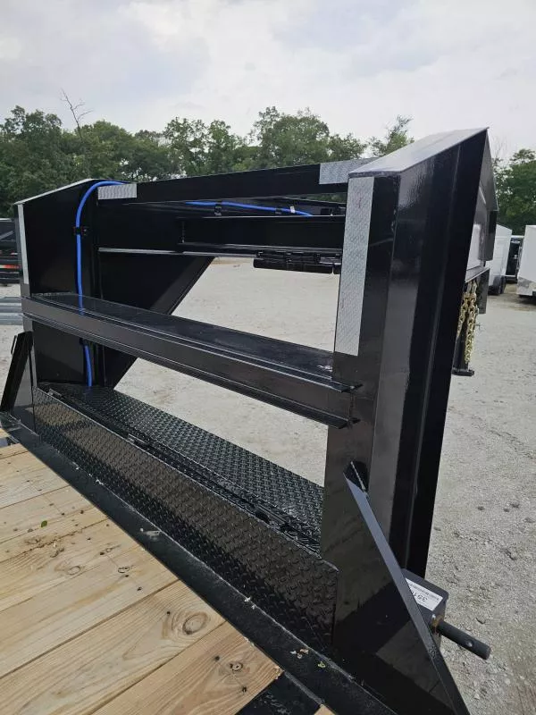 new Equipment / Flatbed Trailers Load Trail  for sale, in Elkhart, IN Thumbnail 4