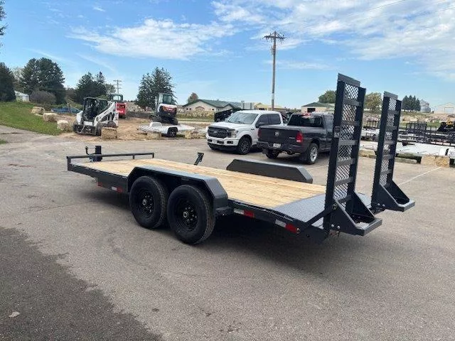 new Equipment / Flatbed Trailers Lamar Trailers  for sale, in Somerset, WI Thumbnail 3