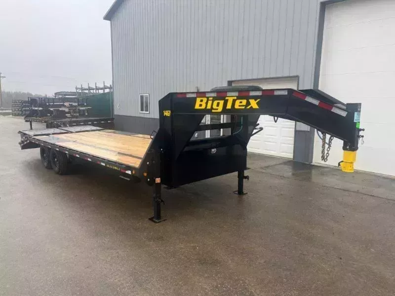 2026 Big Tex 14GN 102" x 25' Tandem Axle Gooseneck Trailer with Mega Ramps (15,900 GVWR)