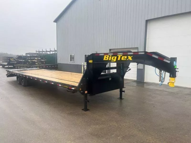 2026 Big Tex 14GN 102" x 33' Single Wheel Tandem Gooseneck Trailer (15,900 GVWR)