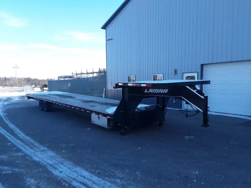 USED 2020 Lamar 102" x 40' Tandem Axle Gooseneck Trailer with Ramps (14,000 GVWR)