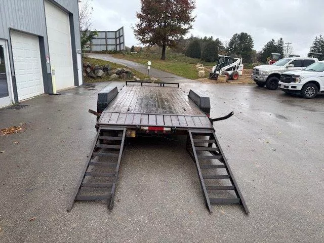 used Equipment / Flatbed Trailers PJ Trailers  for sale, in Somerset, WI Thumbnail 5