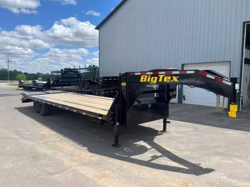 2026 Big Tex 14GN 102" x 30' Single Wheel Tandem Gooseneck Trailer (15,900 GVWR)