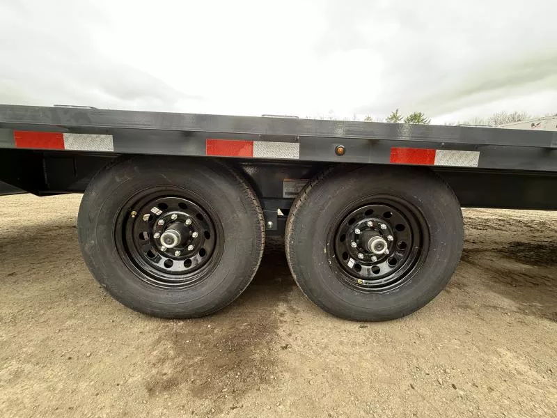 new Equipment / Flatbed Trailers Lamar Trailers  for sale, in Chichester, NH Thumbnail 13