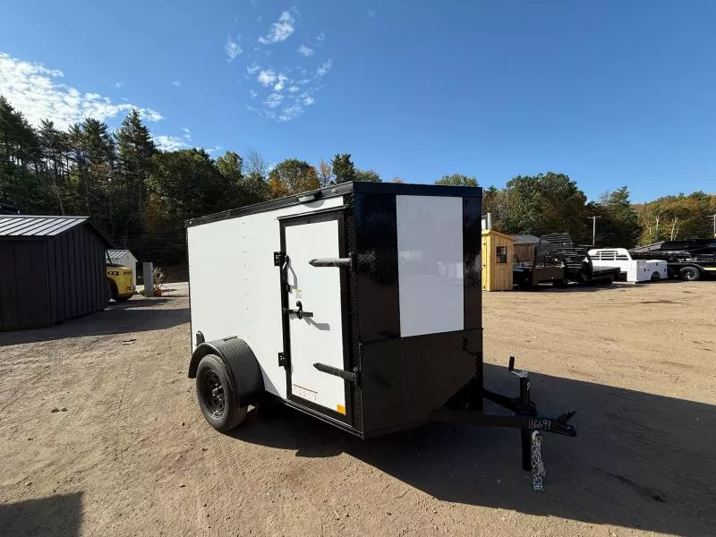 2026 Diamond Cargo 5X8 POLY BLACKOUT PKG Cargo / Enclosed Trailer
