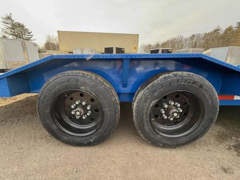 new Equipment / Flatbed Trailers MAXX-D  for sale, in Chichester, NH Thumbnail 5