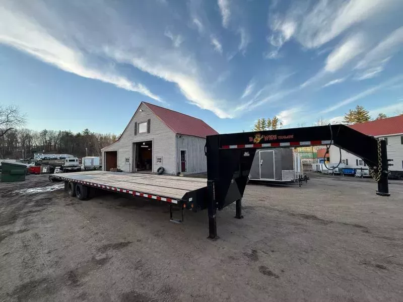 2021 BWISE 102X34 26K HYDRAULIC DOVE TAIL GOOSENECK EQUIPMENT TRAILER  Equipment Trailer