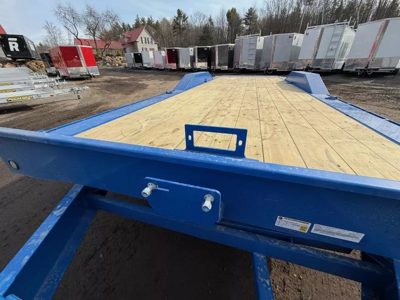 new Equipment / Flatbed Trailers MAXX-D  for sale, in Chichester, NH Thumbnail 12