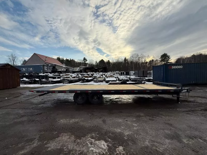 new Equipment / Flatbed Trailers Lamar Trailers  for sale, in Chichester, NH Thumbnail 4