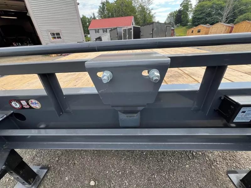 new Equipment / Flatbed Trailers Lamar Trailers  for sale, in Chichester, NH Thumbnail 13