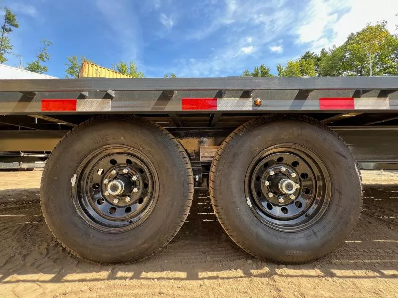 new Equipment / Flatbed Trailers Lamar Trailers  for sale, in Chichester, NH Thumbnail 5