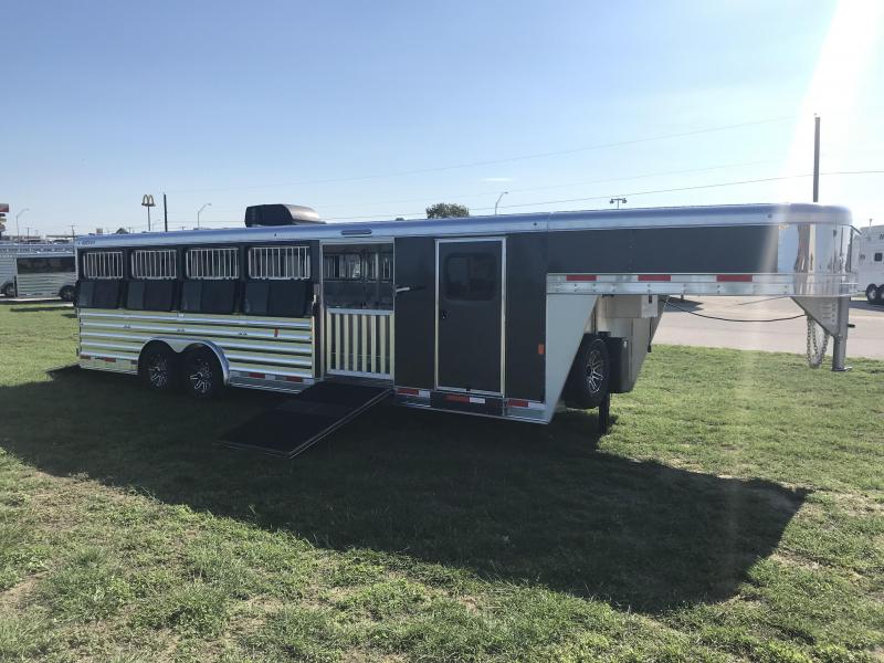 2021 Exiss Trailers Exhibitor 8026W Livestock Trailer 2021 Exiss Trailers Exhibitor 8026W Livestock Trailer