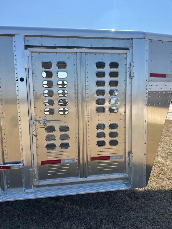 new Horse Trailers Wilson Trailer Company Other for sale, in Jarrell, TX Thumbnail 3