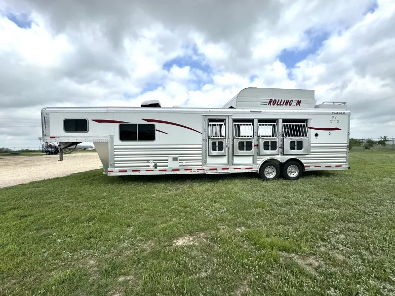 new Horse Trailers Platinum Coach Other for sale, in Jarrell, TX Thumbnail 3