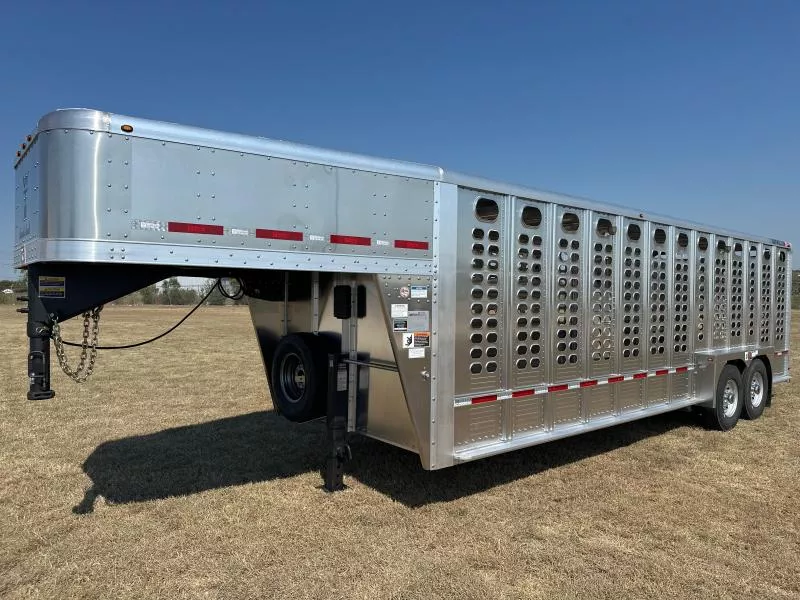 2025 Wilson Ranch Hand Livestock Trailer 24 Foot