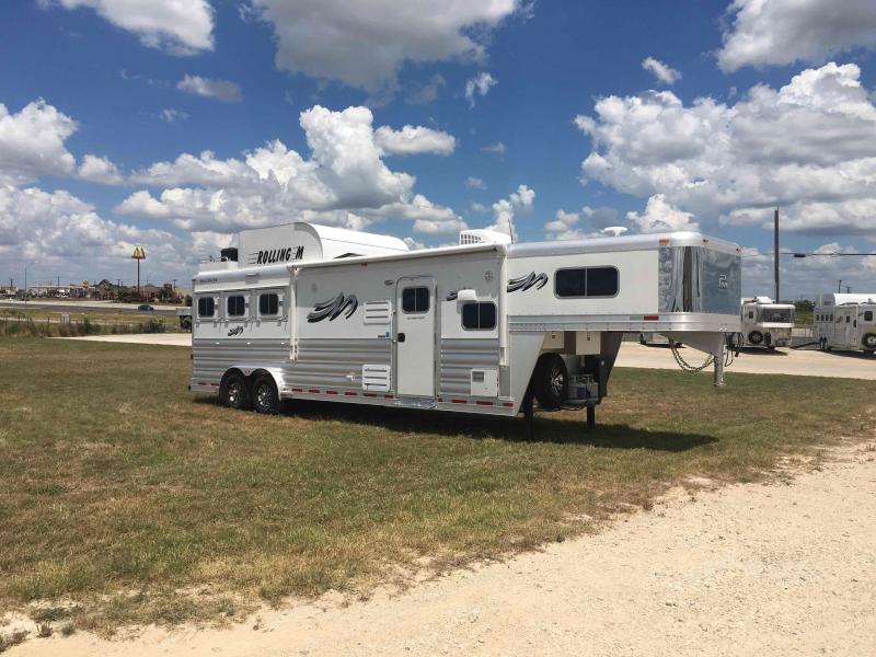 2021 Platinum Coach 3 Horse 11'8" Short Wall with a Slide Horse Trailer 2021 Platinum Coach 3 Horse 11'8" Short Wall with a Slide Horse Trailer