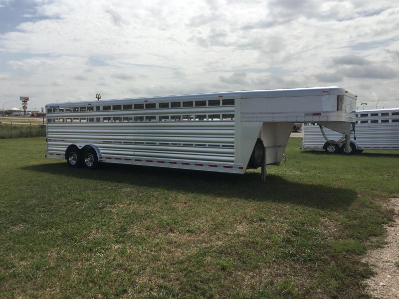 2024 Platinum Coach 28 ft with 17.5 Continental Tires Livestock Trailer CKEeDg