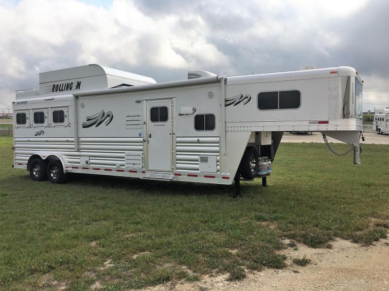 2019 Platinum Coach 3 Horse 13.4 Short Wall with Slide Horse Trailer 2019 Platinum Coach 3 Horse 13.4 Short Wall with Slide Horse Trailer