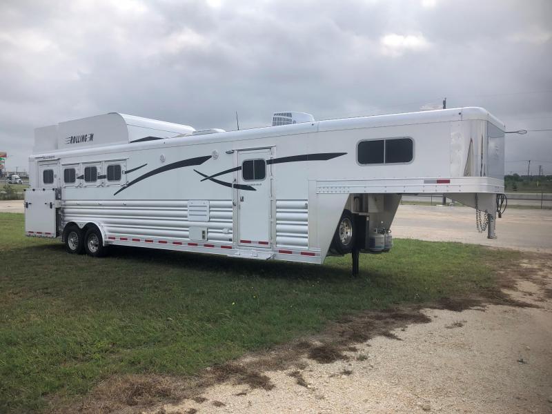 2022 Platinum Coach 4 Horse with 12.8 SW side load Horse Trailer 2022 Platinum Coach 4 Horse with 12.8 SW side load Horse Trailer