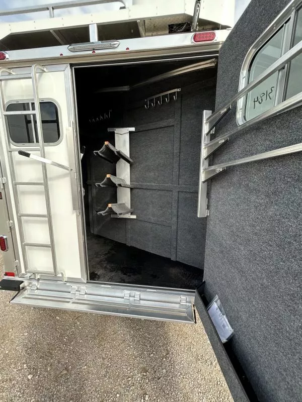 new Horse Trailers Platinum Coach  for sale, in Jarrell, TX Thumbnail 3