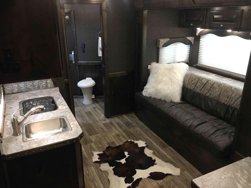 2021 Platinum Coach 5 Horse Slide Out with a 13.8 ft SW Horse Trailer 2021 Platinum Coach 5 Horse Slide Out with a 13.8 ft SW Horse Trailer