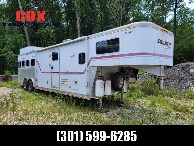 1998 Sooner 4-h lq slide out Horse Trailer 1998 Sooner 4-h lq slide out Horse Trailer