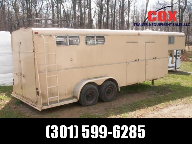 1986 Shelby 3H GN Slant Horse Trailer 1986 Shelby 3H GN Slant Horse Trailer
