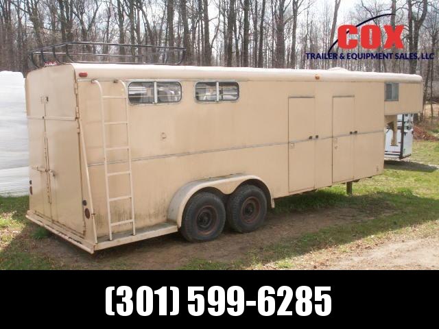 1986 Shelby 3H GN Slant Horse Trailer 1986 Shelby 3H GN Slant Horse Trailer