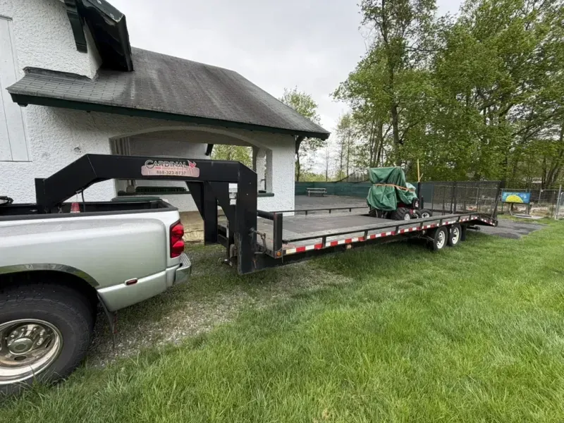 used Equipment / Flatbed Trailers Cardinal  for sale, in Suffern, NY Thumbnail 3