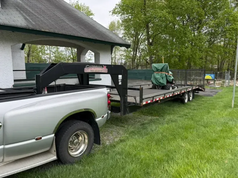 used Equipment / Flatbed Trailers Cardinal  for sale, in Suffern, NY Thumbnail 5