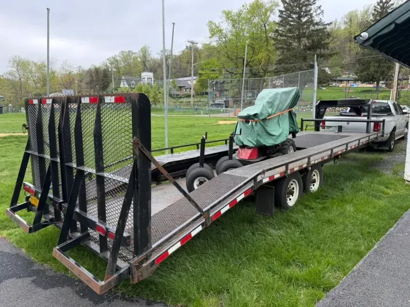 used Equipment / Flatbed Trailers Cardinal  for sale, in Suffern, NY Thumbnail 7