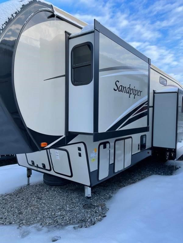 2017 Forest River Inc. Sandpiper SAF372LOK Fifth Wheel Campers 2017 Forest River Inc. Sandpiper SAF372LOK Fifth Wheel Campers
