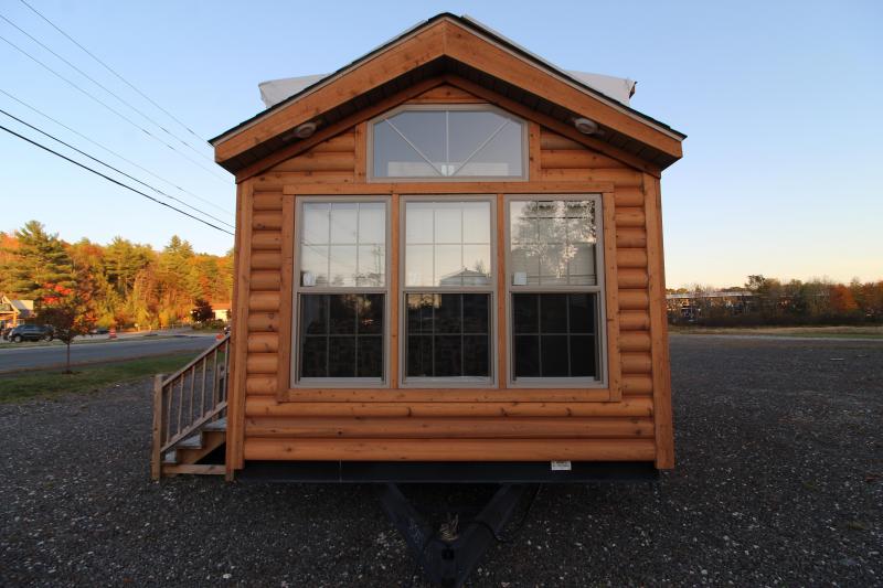 2021 Forest River Inc. Wildwood Lodge 39-3 Park Model 2021 Forest River Inc. Wildwood Lodge 39-3 Park Model