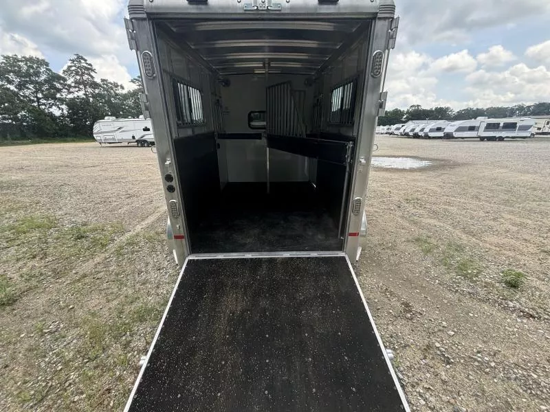 used Horse Trailers Sundowner Trailers  for sale, in Newfield, NJ Thumbnail 19
