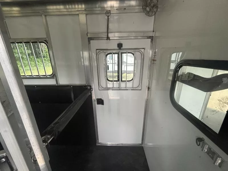 used Horse Trailers Sundowner Trailers  for sale, in Newfield, NJ Thumbnail 14