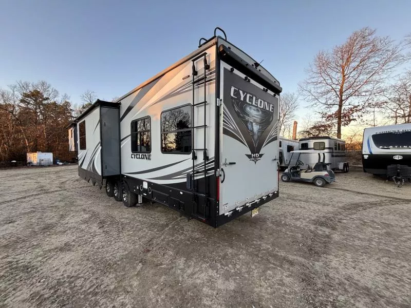 used Travel Trailers Heartland RV  for sale, in Newfield, NJ Thumbnail 5