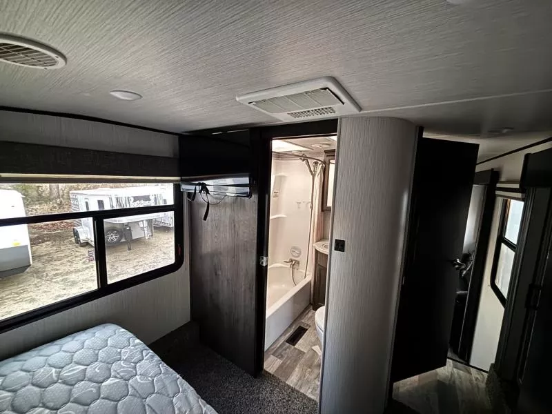 used Travel Trailers Heartland RV  for sale, in Newfield, NJ Thumbnail 24