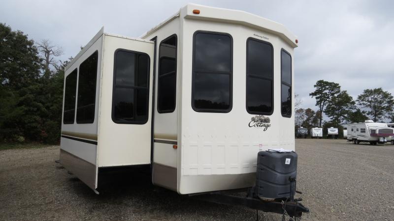 2015 Forest River Cedar Creek Cottage 40CCK 2015 Forest River Cedar Creek Cottage 40CCK