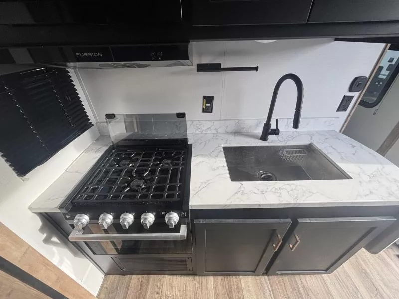 used Travel Trailers Keystone RV  for sale, in Newfield, NJ Thumbnail 18