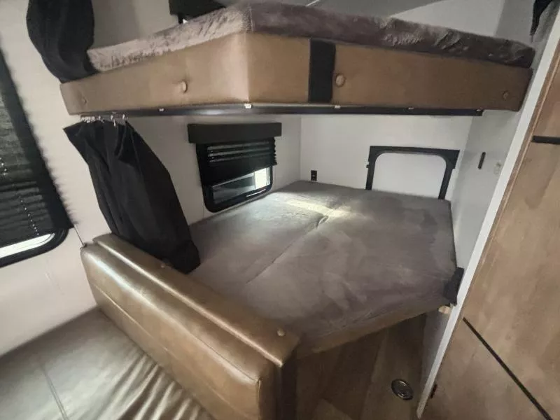 used Travel Trailers Keystone RV  for sale, in Newfield, NJ Thumbnail 23