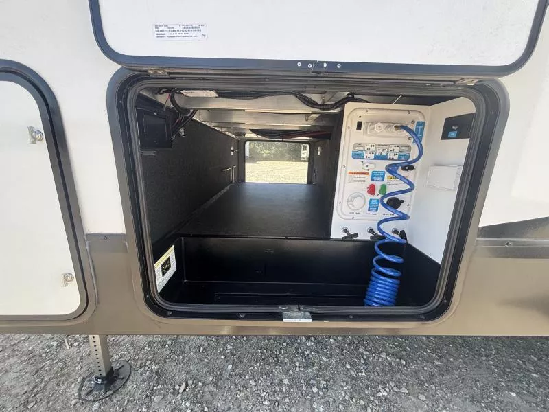 used Travel Trailers Grand Design RV  for sale, in Newfield, NJ Thumbnail 11