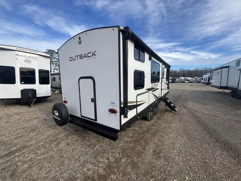 used Travel Trailers Keystone RV  for sale, in Newfield, NJ Thumbnail 7