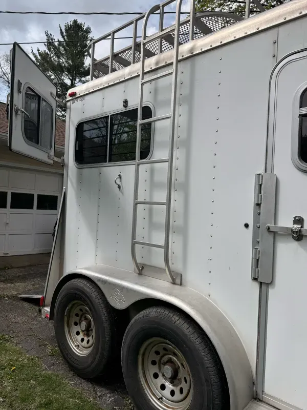 used Horse Trailers Sooner  for sale, in Chesterland, OH Thumbnail 2