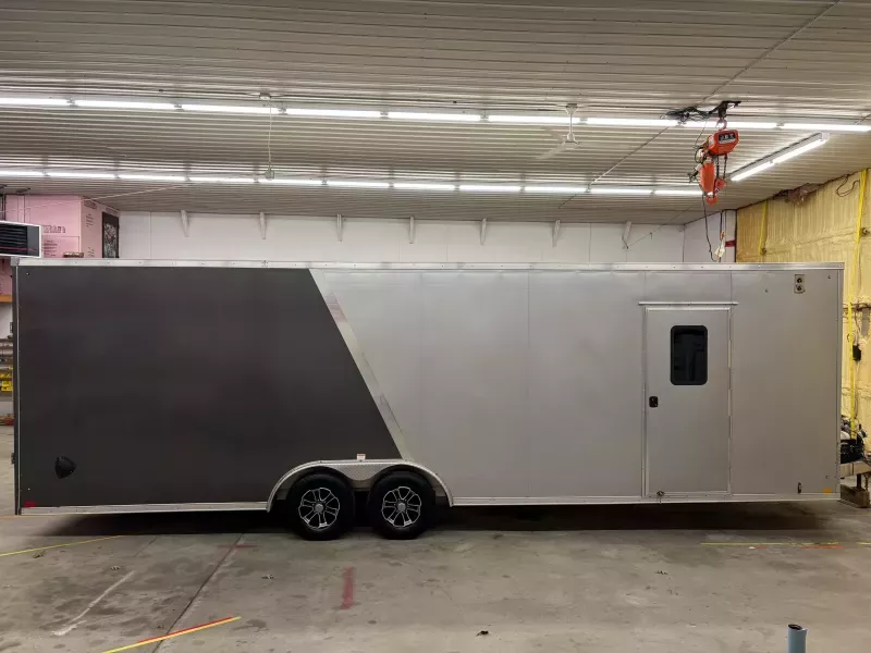 28 ft. Aluminum enclosed trailer with heat and insulation