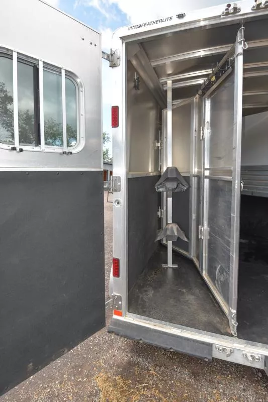 used Horse Trailers Featherlite  for sale, in Elk Mound, WI Thumbnail 5