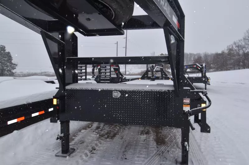 new Equipment / Flatbed Trailers Load Trail  for sale, in Elk Mound, WI Thumbnail 3