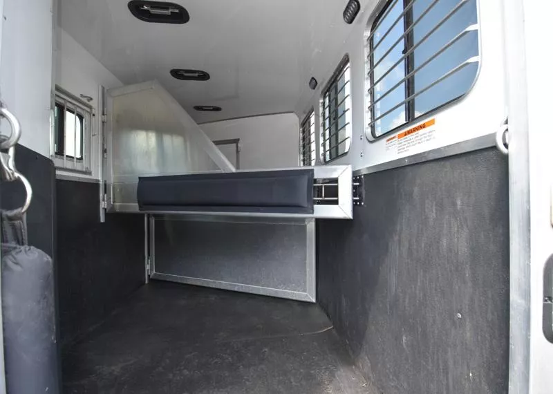 used Horse Trailers Lakota  for sale, in Elk Mound, WI Thumbnail 15
